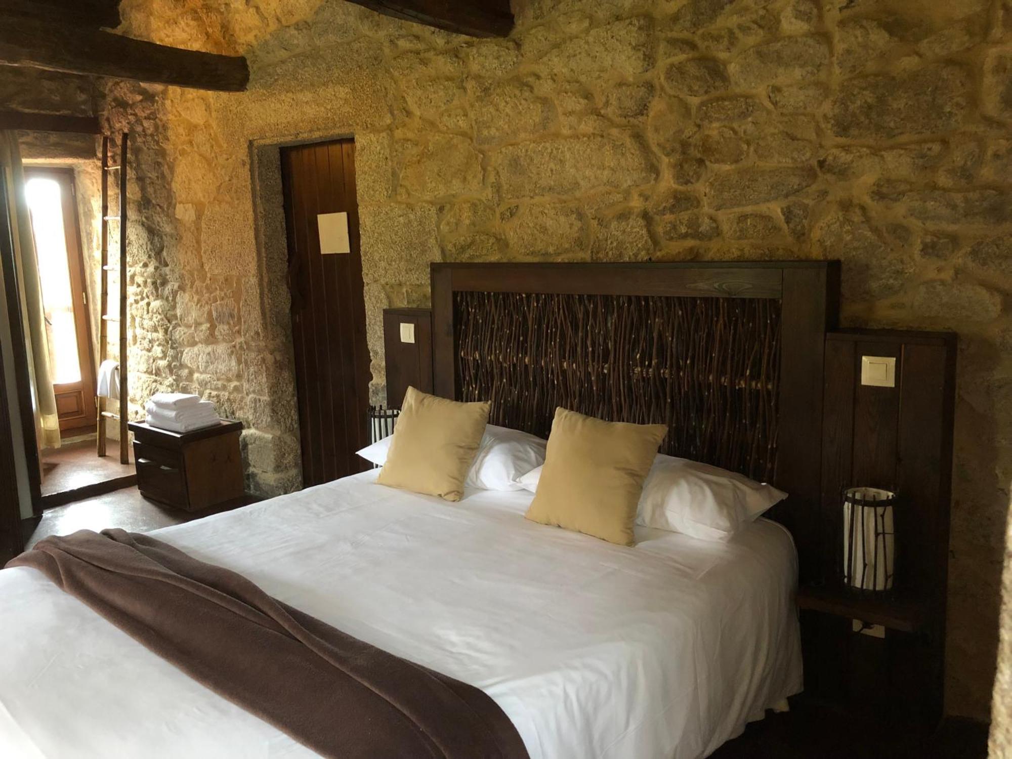 Hotel Rural Casal Do Mouro Ambroa Exterior photo